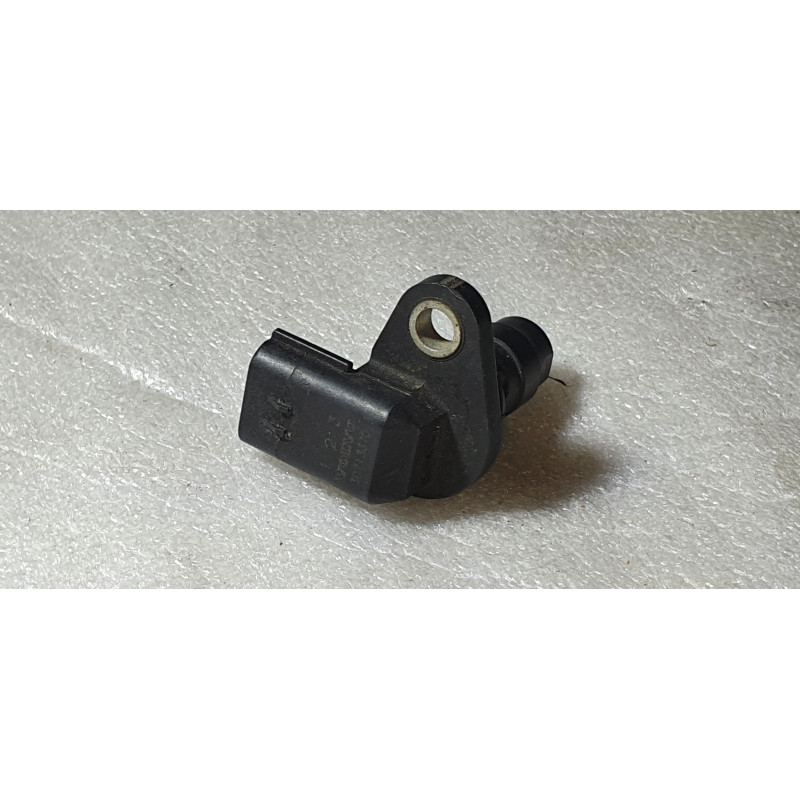 VOLVO S60 V70 XC70 S80 XC90 C70 ENGINE CAMSHAFT POSITION SENSOR 2002-2010 30713370