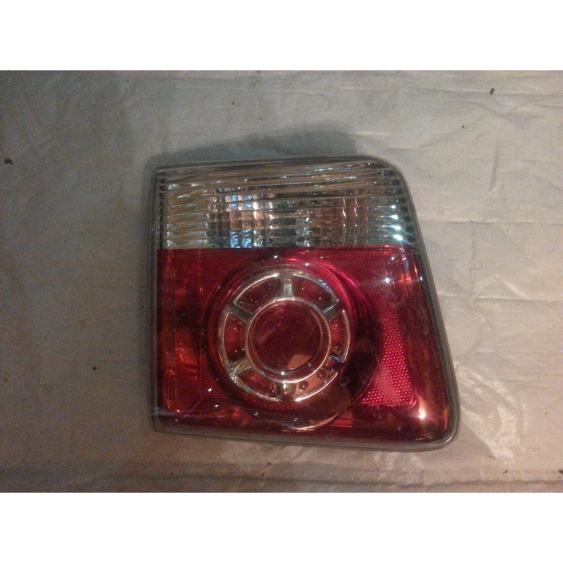 GMC ACADIA LEFT TRUNK TAIL LAMP 2008-2011