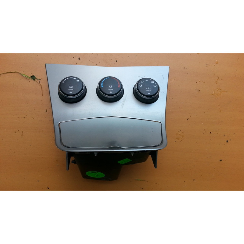 CHRYSLER SEBRING HEATER CONTROL MODULE COSOLE BEZEL 20072010 1BP591SFAC 05058100AD