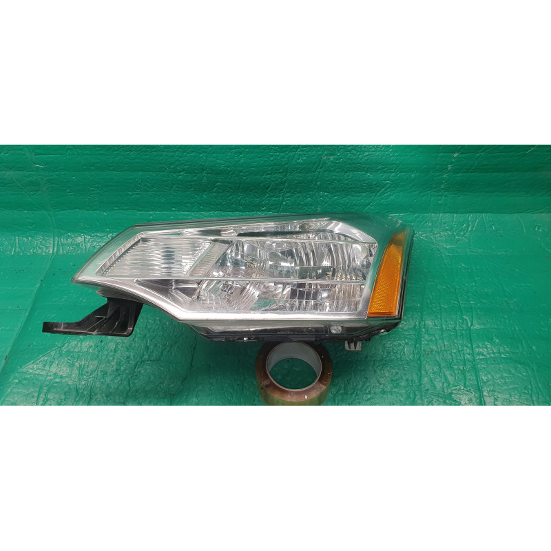 FORD FOCUS LEFT HEADLIGHT 2008-2010 44ZH-1944B VP8S4X-13A045-A 9S43-13006-A 8S43-13006-A