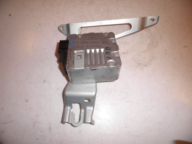 その他 ESTELLE Toyota Corolla Power Steering ECU Control Module 89650-02090