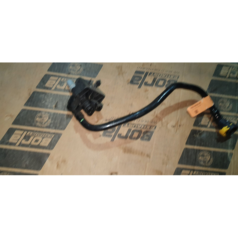 FORD EDGE FUEL RETURN EMISSION SYSTEM CONNECTING HOSE TUBE