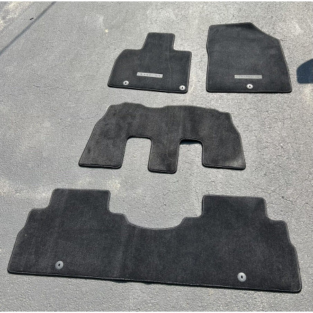 KIA TELLURIDE FRONT REAR FLOOR MATS BLACK CARPET 2023-2024 S9F14AU100 S9F14-AU100 SET OF 4 NEW