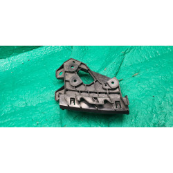 INFINITI QX30 RIGHT HEADLIGHT LOWER BRACKET 2017-2019 62228-5DA0A 622285DA0A