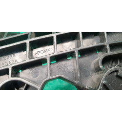 INFINITI QX30 RIGHT HEADLIGHT LOWER BRACKET 2017-2019 62228-5DA0A 622285DA0A