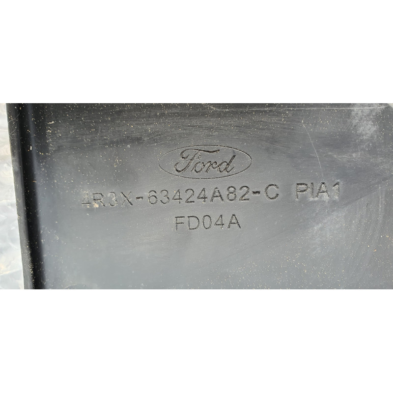 ford-mustang-rear-trunk-trim-  