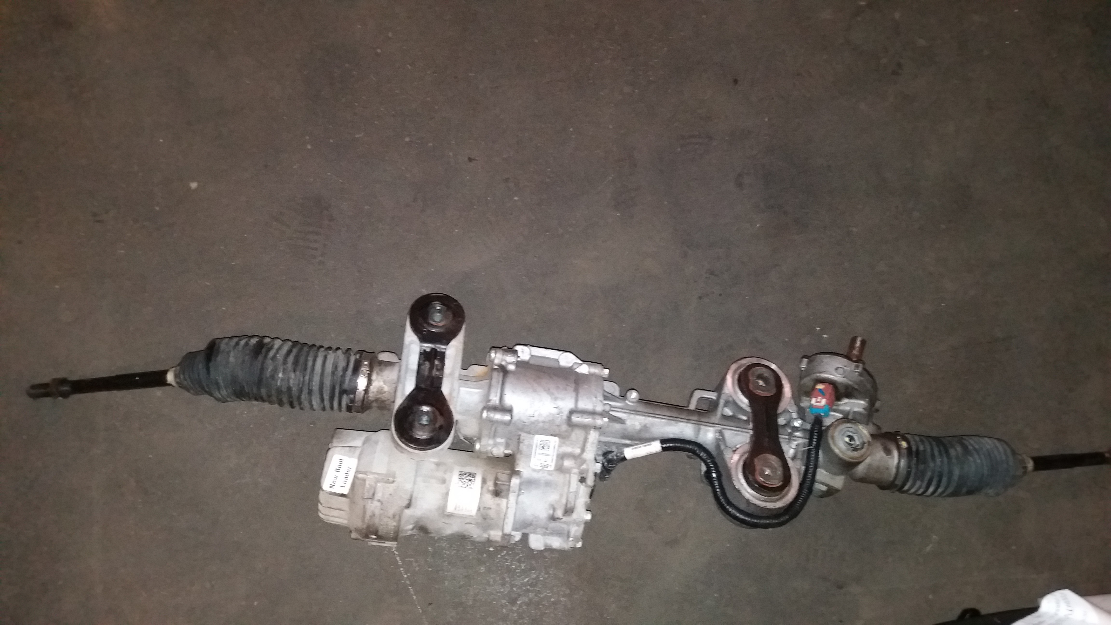 GMC SIERRA CHEVROLET SILVERADO ELECTRIC STEERING GEAR RACK 2014 