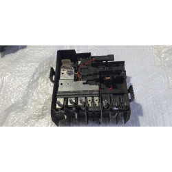 CHEVROLET SILVERADO GMC SIERRA ENGINE BATTERY TERMINAL JUNCTION  BOX 2019-2023 GM 84646133