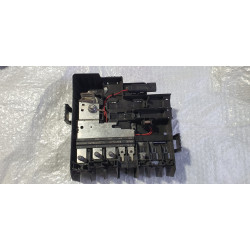 CHEVROLET SILVERADO GMC SIERRA ENGINE BATTERY TERMINAL JUNCTION  BOX 2019-2023 GM 84646133