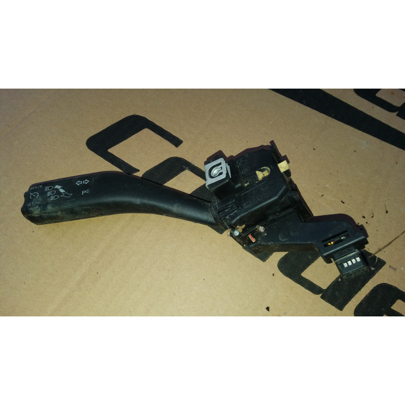VOLKSWAGEN GOLF V VI JETTA EOS TIGUAN TURN SIGNAL SWITCH 2007-2011 1K0953513G