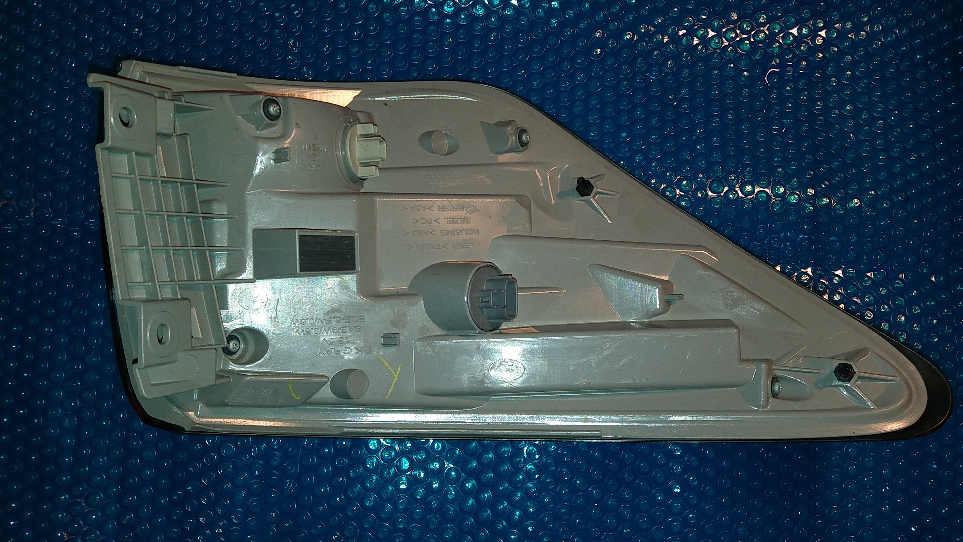 NISSAN PATHFINDER HYBRID RIGHT LED TAIL LAMP OEM 2014-2017