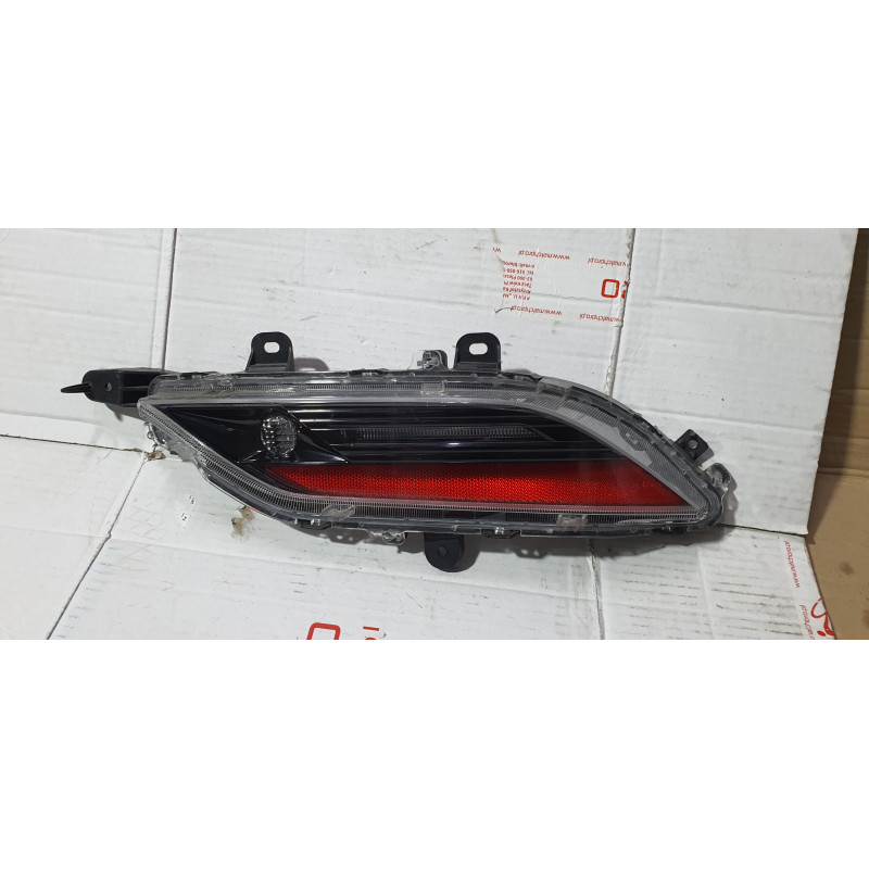 toyota-venza-rear-bumper-led-