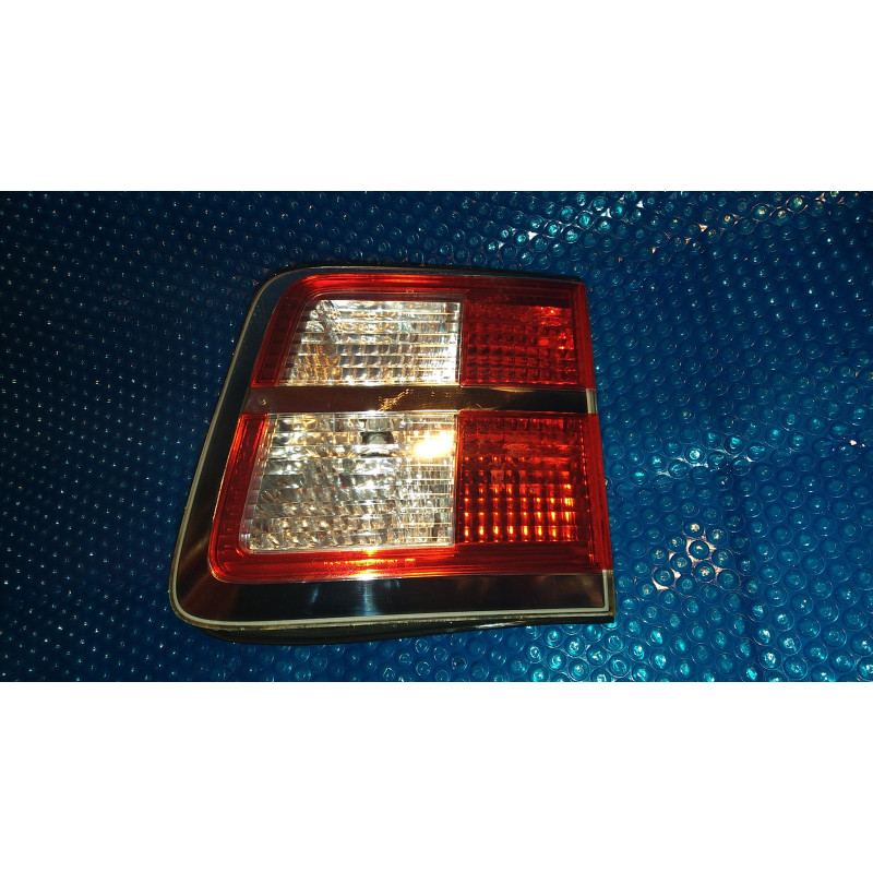 SATURN OUTLOOK RIGHT BACKUP INNER TAIL LAMP OEM 2007-2010 GM 15114447