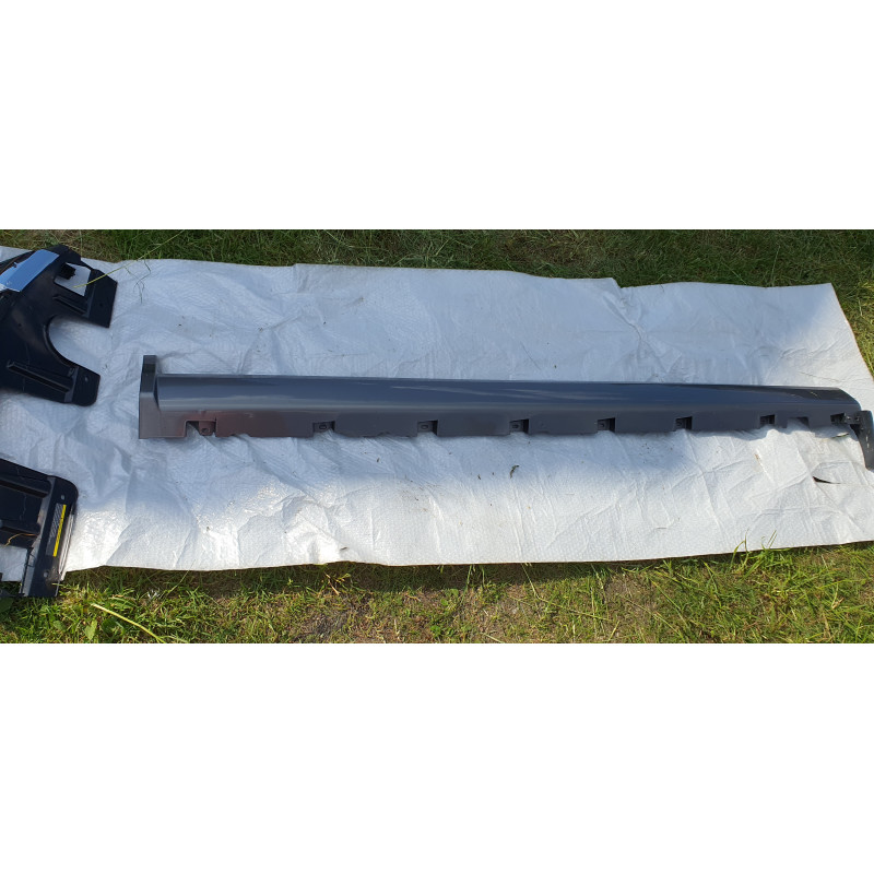 FORD MUSTANG S197 LEFT ROCKER MOLDING PANEL 2013-2014 DR3Z-6310177-AB DR33-6310155-AB DR33-6310177-A