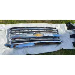 CHEVROLET SILVERADO 2500HD 3500HD CHROME GRILLE GRILL 2015-2019 GM 84089143 831144196