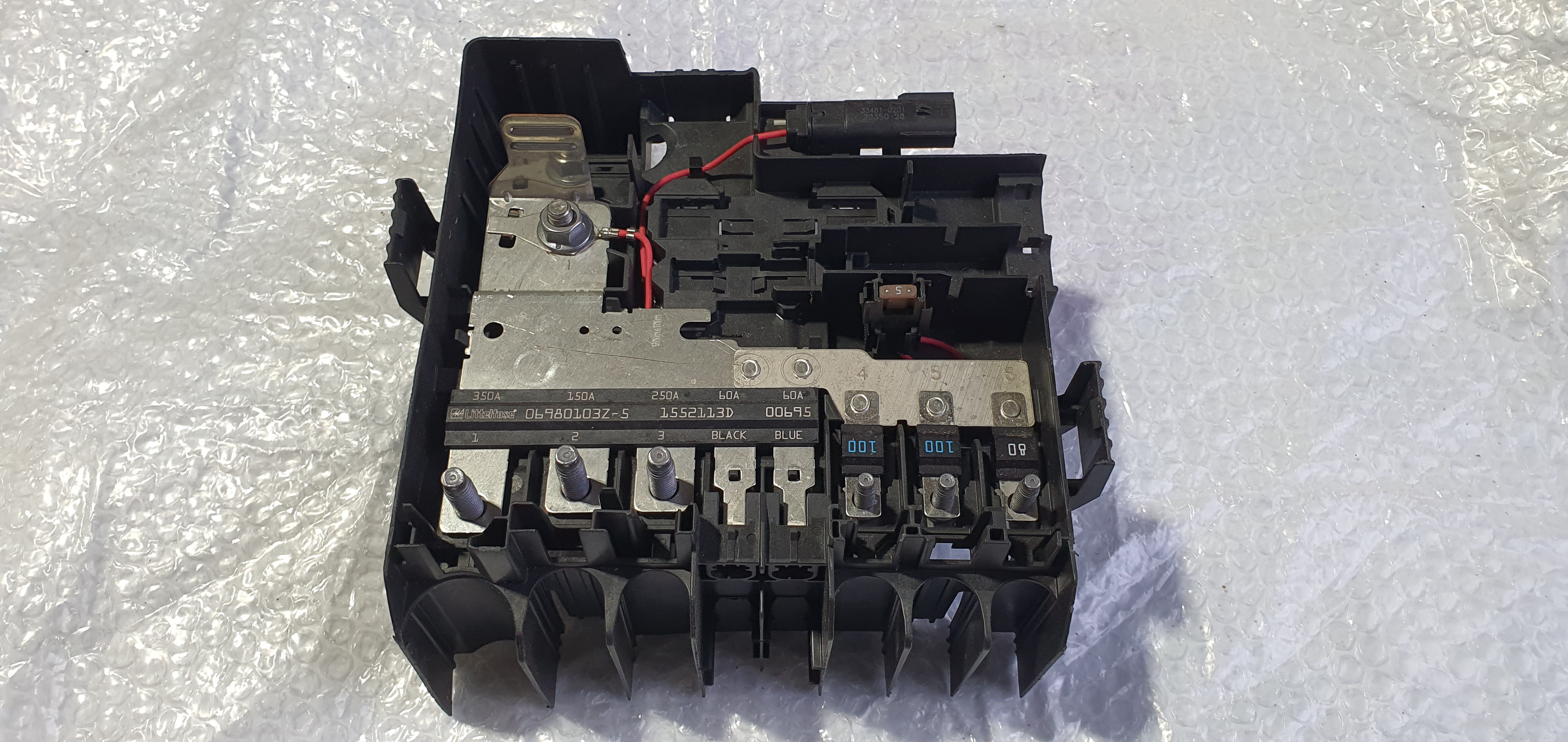 GMC HUMMER EV Battery Distribution Engine Compartment Fuse GMC HUMMER EV Battery Distribution Engine Compartment Fuse