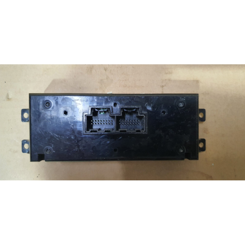 ESCALADE YUKON TAHOE SUBURBAN Rear Audio Climate Heated Seat Control MODULE 2007-2014 GM 15886277