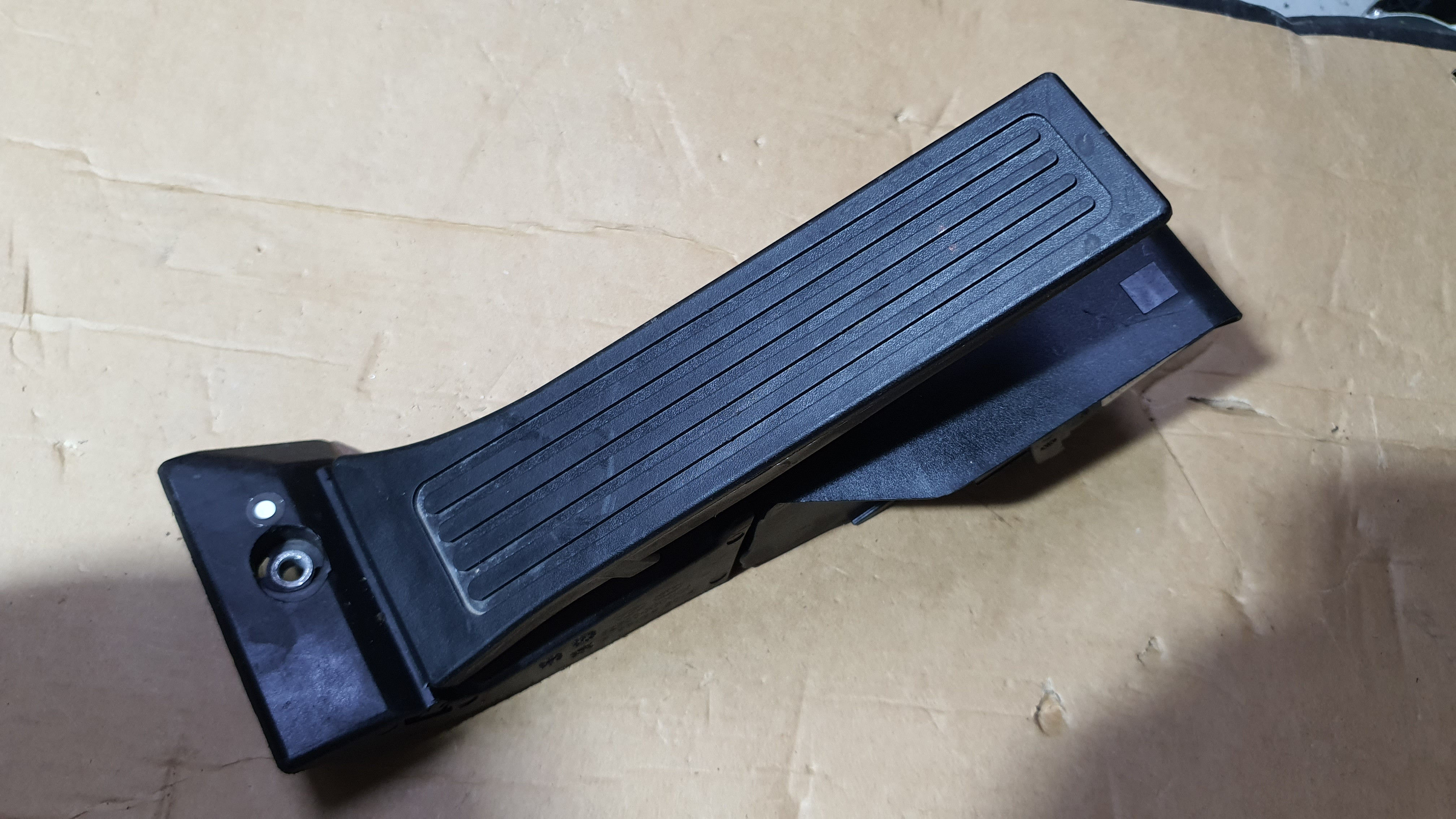 hyundai-genesis-coupe-