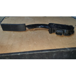 SATURN VUE GMC ENVOY CHEVROLET TRAILBLAZER ACCELERATOR GAS PEDAL 2002-2003 GM 22698673