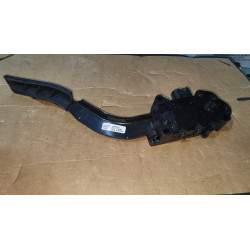 SATURN VUE GMC ENVOY CHEVROLET TRAILBLAZER ACCELERATOR GAS PEDAL 2002-2003 GM 22698673