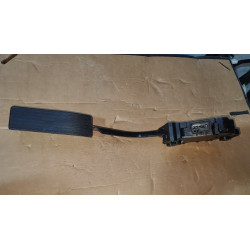 SATURN VUE GMC ENVOY CHEVROLET TRAILBLAZER ACCELERATOR GAS PEDAL 2002-2003 GM 22698673