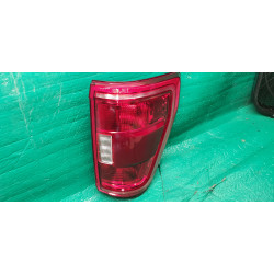 FORD F150 P702 RIGHT MID LED HALOGEN BLIND SPOT TAIL LAMP 2021-2023 ML34-13B504-B ML34-13B404-B GLASS DEFECT NOT INCL RADAR
