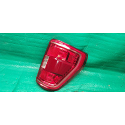 FORD F150 P702 RIGHT MID LED HALOGEN BLIND SPOT TAIL LAMP 2021-2023 ML34-13B504-B ML34-13B404-B GLASS DEFECT NOT INCL RADAR