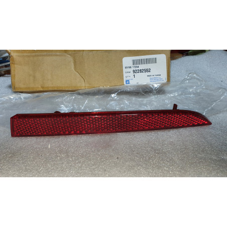 CHEVROLET CAMARO TRAVERSE CADILLAC ATS XT5 REAR BUMPER REFLECTOR MARKER RIGHT 2008-2024 GM 92282552 92161656 NEW