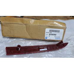 CHEVROLET CAMARO TRAVERSE CADILLAC ATS XT5 REAR BUMPER REFLECTOR MARKER RIGHT 2008-2024 GM 92282552 92161656 NEW