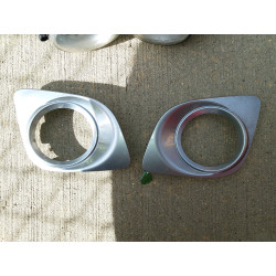 TOYOTA VENZA FOG COVER LEFT...