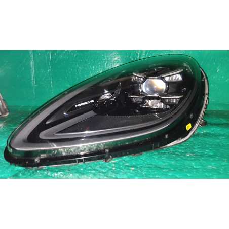 PORSCHE MACAN LEFT LED  HEADLIGHT 2022-2024 95B941015H USA