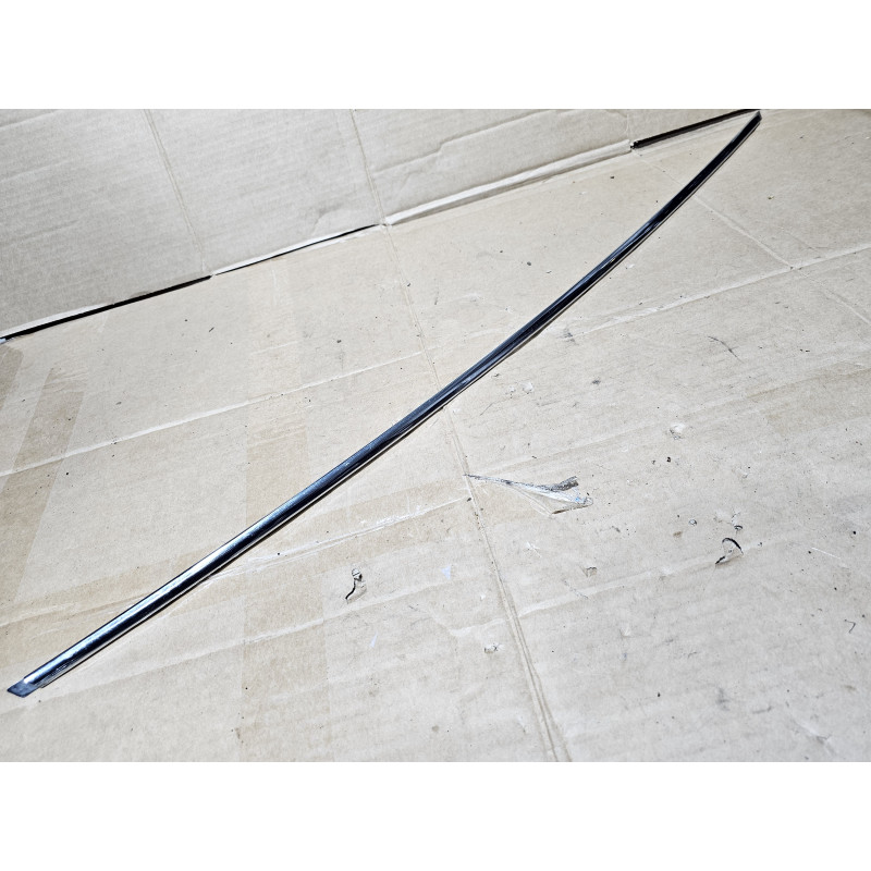 MERCEDES CLK CABRIO COUPE C209 REAR BUMPER CENTER CHROME MOLDING 2003-2008 A2098850021 2098850021