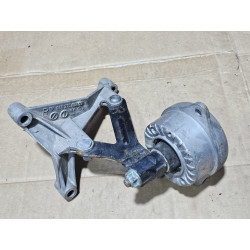 PORSCHE BOXSTER 986 2.7L 3.2L RIGHT AUTO TRANSMISSION MOUNT 1997-2004 98637515400