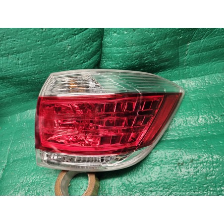 TOYOTA HIGHLANDER HYBRID RIGHT TAIL LAMP 2011-2013 81550-0E070 TO2801185 48-126