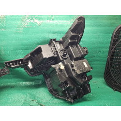 GMC CANYON RIGHT LED HEADLIGHT 2023-2025 GM 87818235 86584230 86548951 GLASS DEFECT