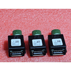 VOLKSWAGEN AUDI SKODA USB AUDIO AUXILIARY INPUT PORT PLUG JACK 5Q0035726 NEW