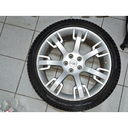 MASERATI GRAN TURISMO M145 REAR WHEEL RIM 285-35 R20 37.5 10.5JX20H2 2010-2013 238210 241993 241985 PIRELLI 2080001 0267211