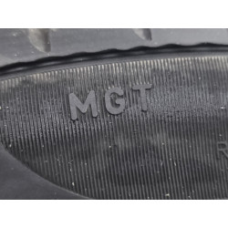 MASERATI GRAN TURISMO M145 REAR WHEEL RIM 285-35 R20 37.5 10.5JX20H2 2010-2013 238210 241993 241985 PIRELLI 2080001 0267211