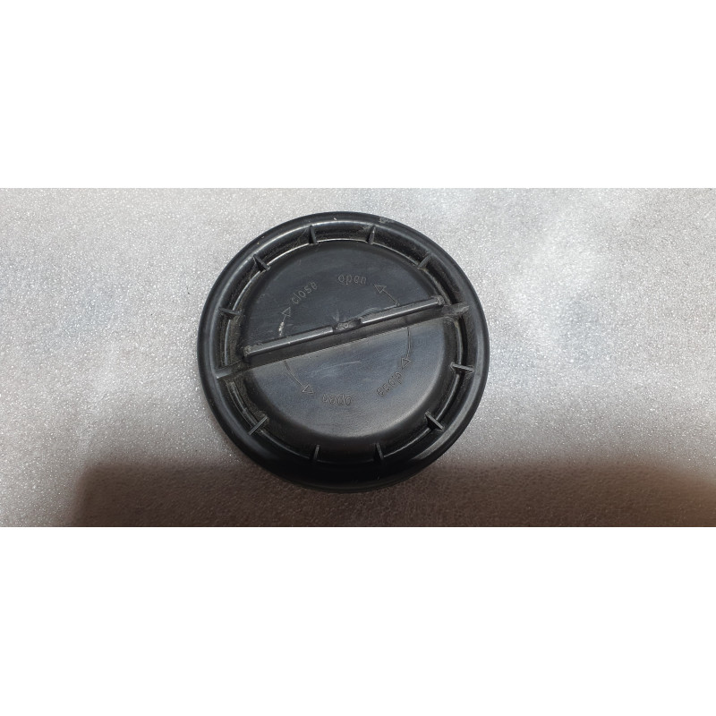 MERCEDES JAGUAR AUDI BMW OPEL HEADLIGHT COVER CAP 147354-00 HELLA
