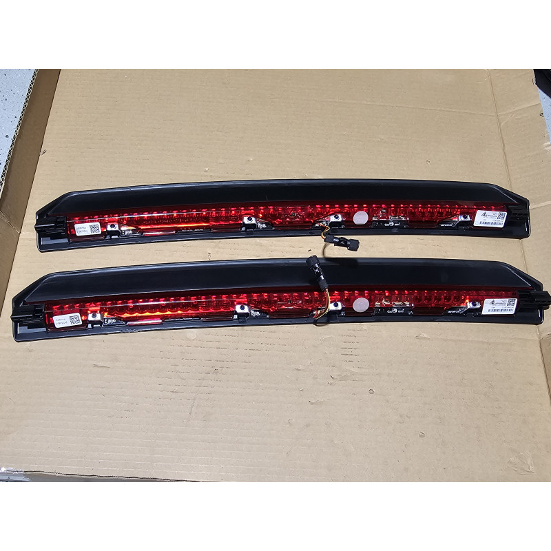 PORSCHE CAYENNE REAR Center Third Brake LED High Mount Light LAMP 2020-2026 9Y3945097D 9Y3945097B