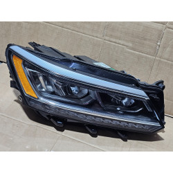 VOLKSWAGEN PASSAT B7 RIGHT...