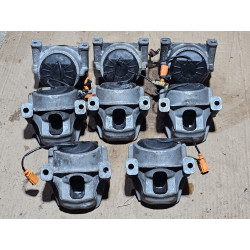 PORSCHE MACAN AUDI A4 A5 Q5 2.0L FRONT ENGINE MOTOR MOUNT BRACKET RIGHT 2011-2020 8R0199381AK