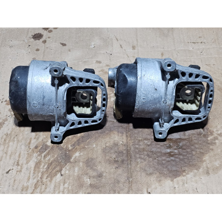 AUDI A6 A7 Q7 Q8 FRONT RIGHT ENGINE MOUNT SUPPORT BRACKET 2015-2023 8W0199372G