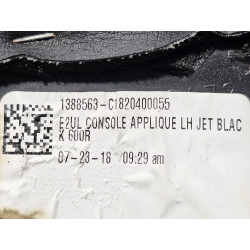 CADILLAC XT4 JET BLACK CENTER CONSOLE APPLIQUE LEFT TRIM COVER PANEL 2019-2024 GM 84162472