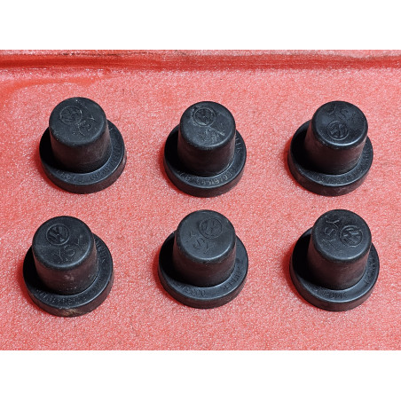 VOLKSWAGEN AUDI PORSCHE HEADLIGHT COVER CAP 6851979900 561941607B