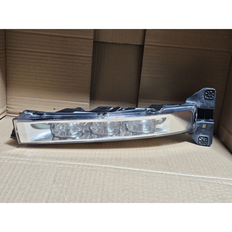 DODGE CHARGER LEFT LED FOG LAMP 2015-2023 90050049 P9403415 430330 9403415 53856A 90055268