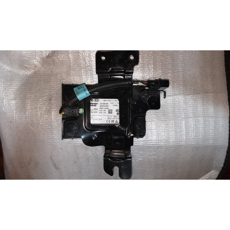 HYUNDAI ELANTRA GT RIGHT REAR BLIND SPOT SENSOR MODULE 2018-2019 95821-G3000