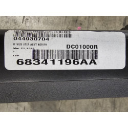 JEEP GLADIATOR JT 4 DOOR RIGHT SIDE RUNNING STEP PAD 2020-2026 68341196AA NEW