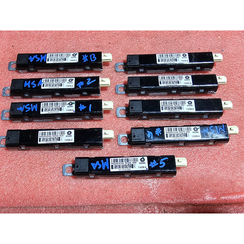 CHRYSLER 200 ANTENNA AMPLIFIER 2015-2017 68209701AA 68209701AB