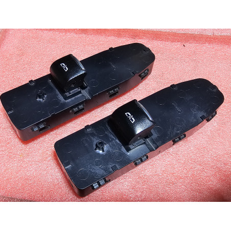 CADILLAC CHEVROLET BUICK GMC FRONT RIGHT WINDOW CONTROL SWITCH GM 84725802